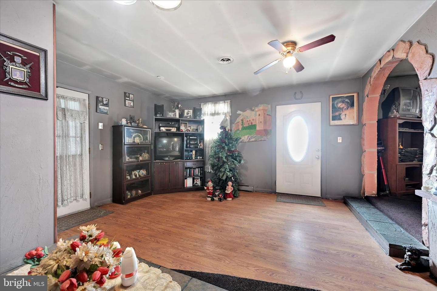 512 School Drive photo 8