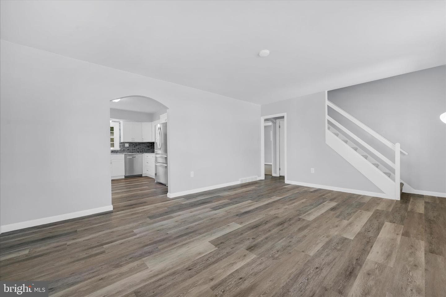538 W Locust Street photo 12