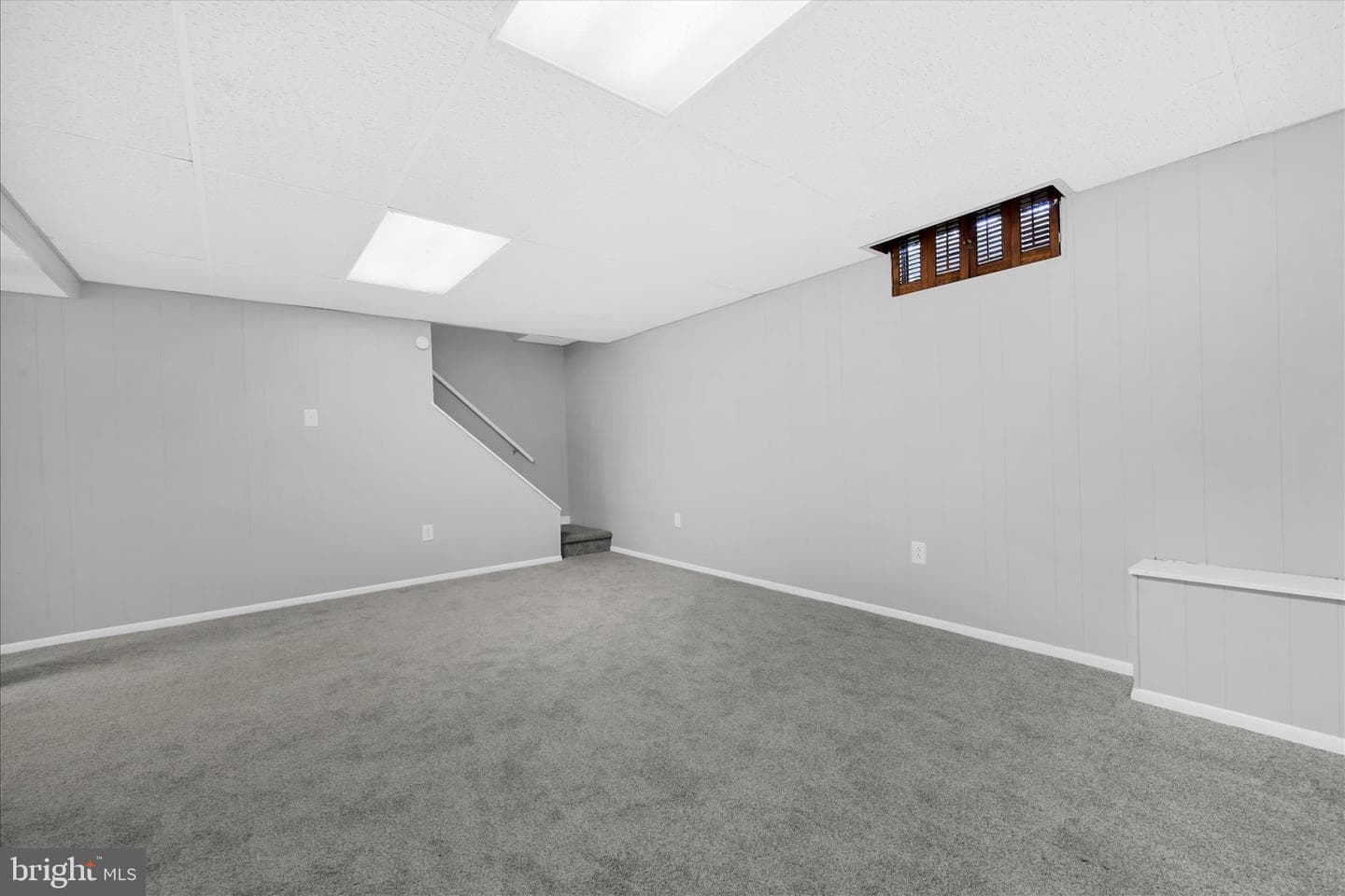 538 W Locust Street photo 23