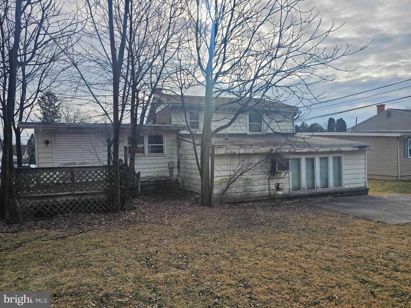 407 E Elm Street photo 14