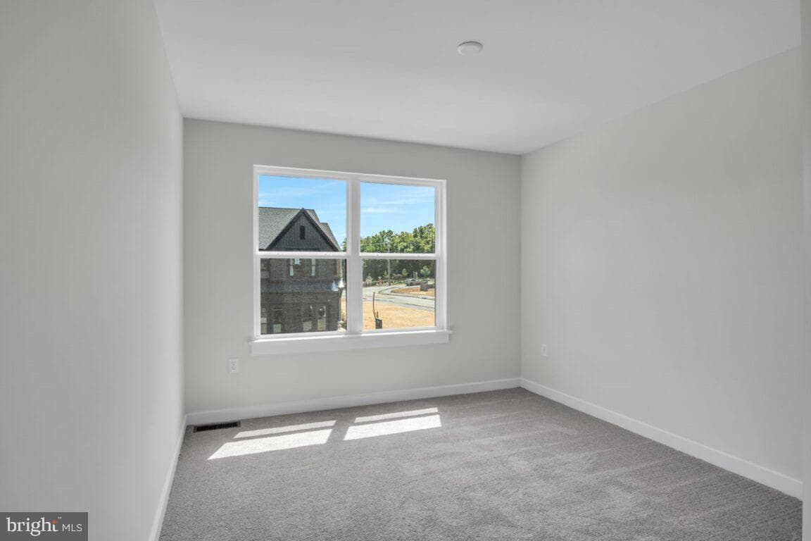 102 Candler Way photo 18