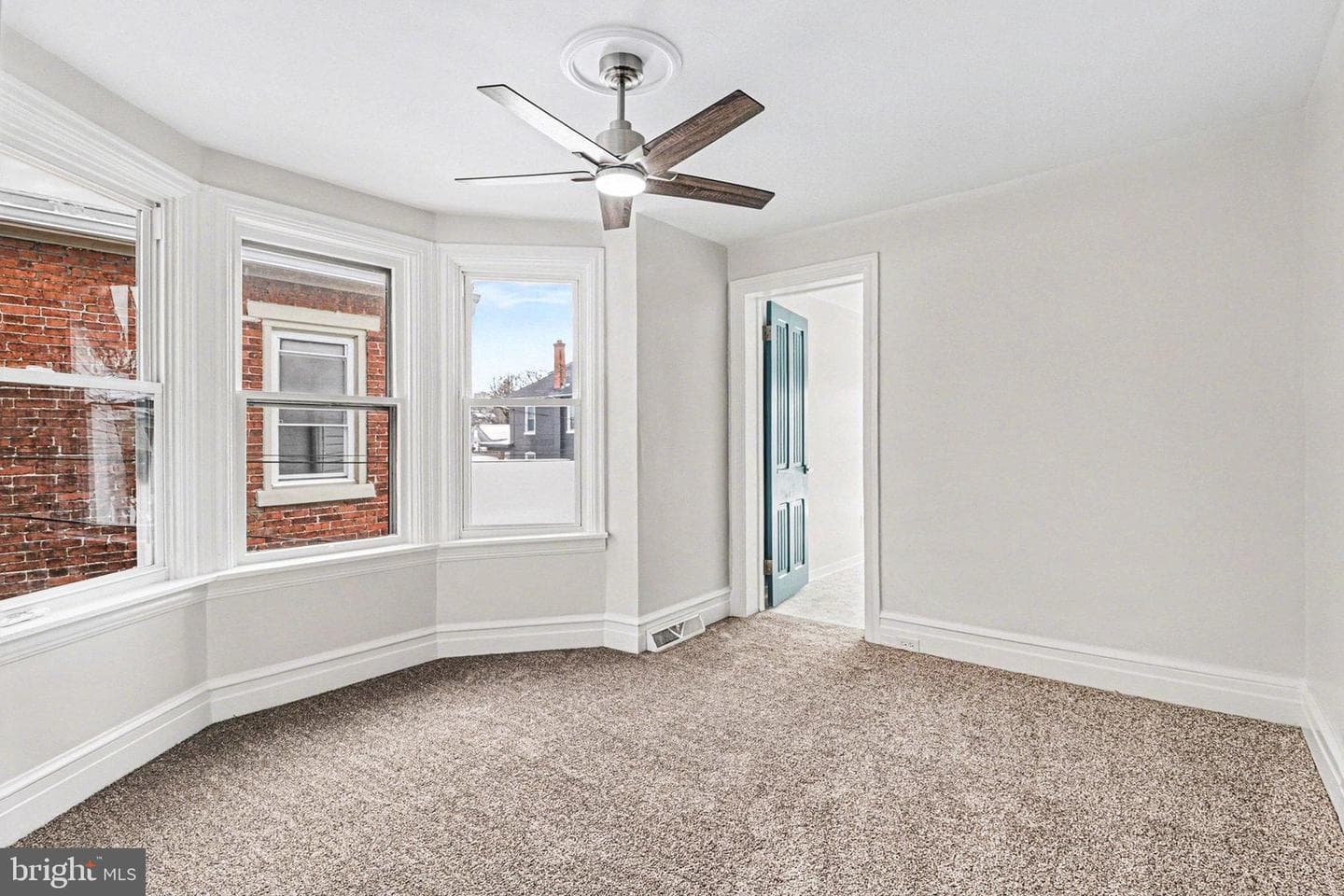 214 Chestnut Street photo 24