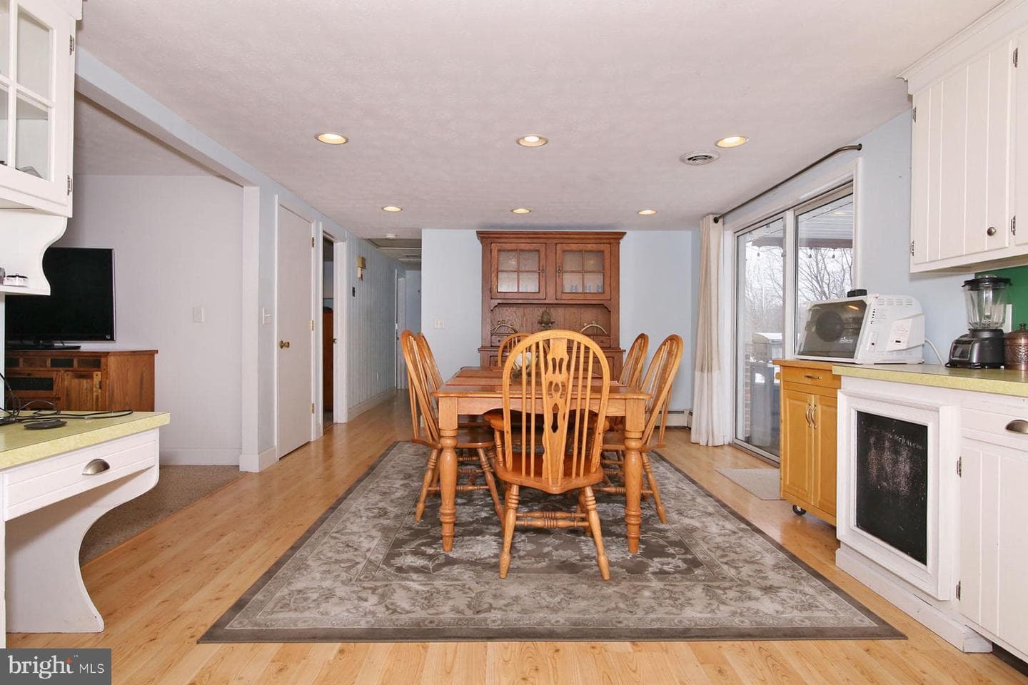 2 N Willow Street photo 20