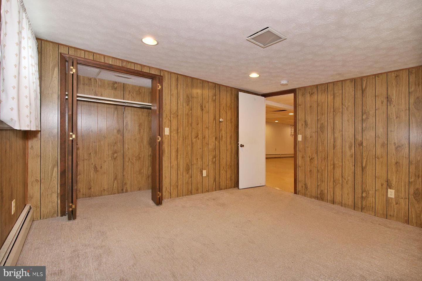 2 N Willow Street photo 44