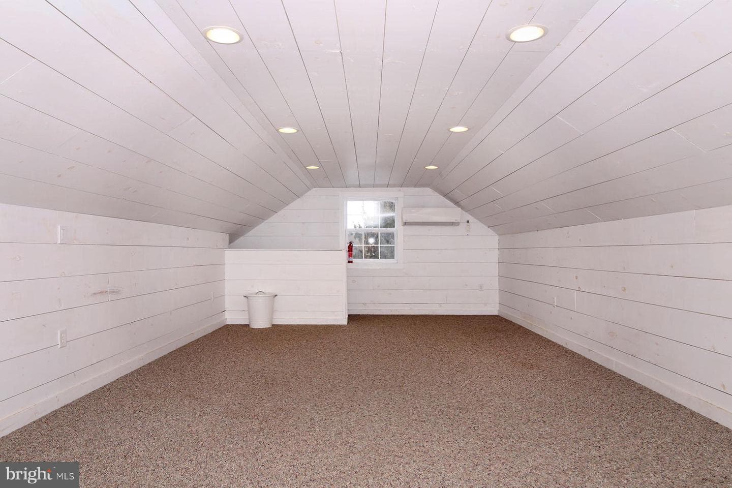 2 N Willow Street photo 59