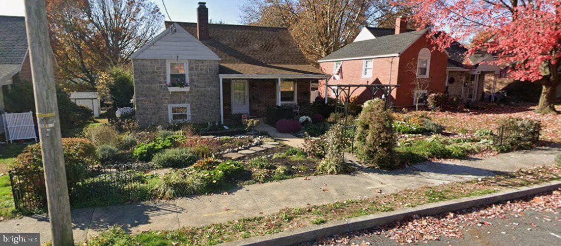 323 S 3rd Avenue photo 32