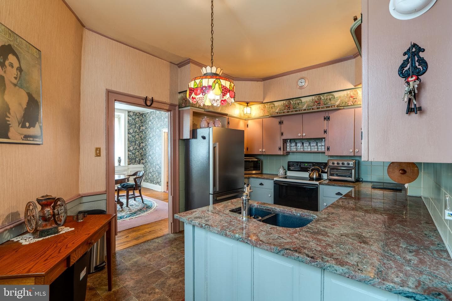 49 S White Oak Street photo 16