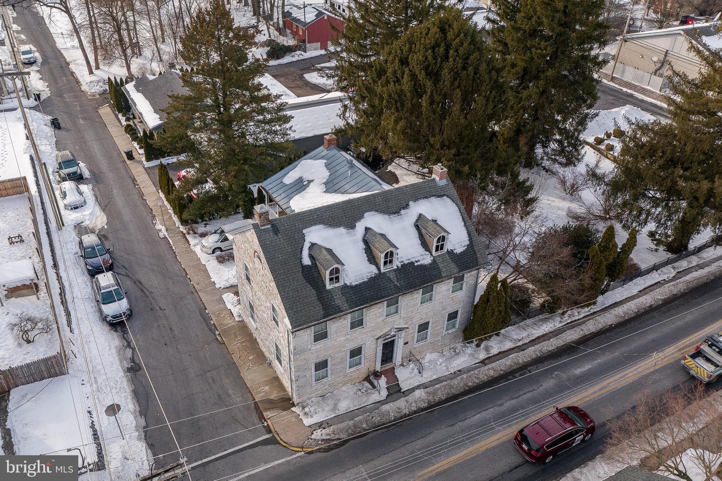 49 S White Oak Street photo 2