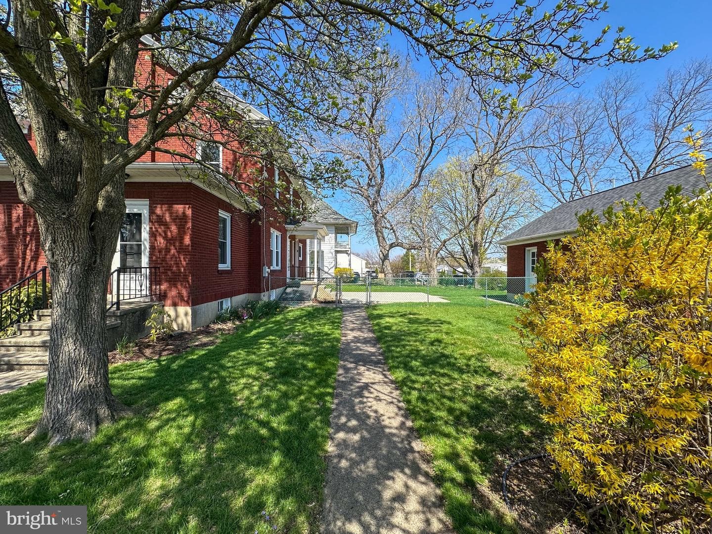36 N College Street photo 18