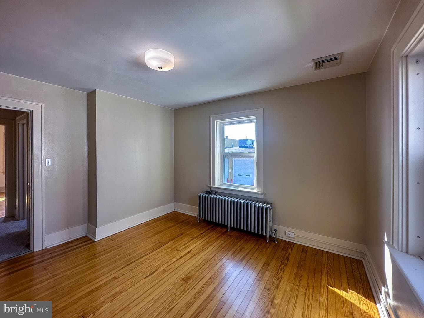 36 N College Street photo 34