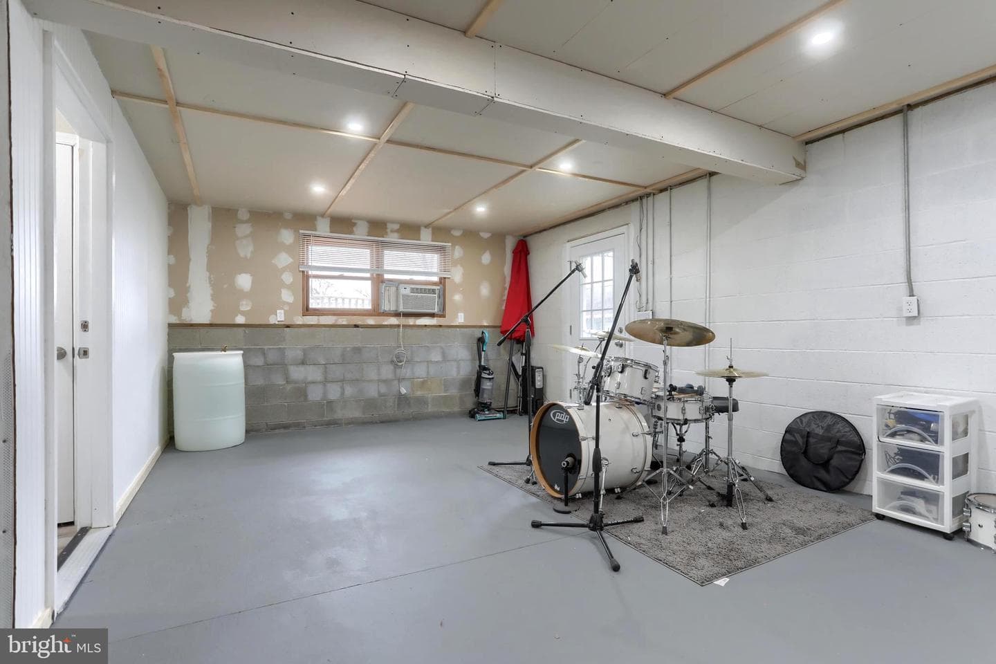 447 Beagle Road photo 30