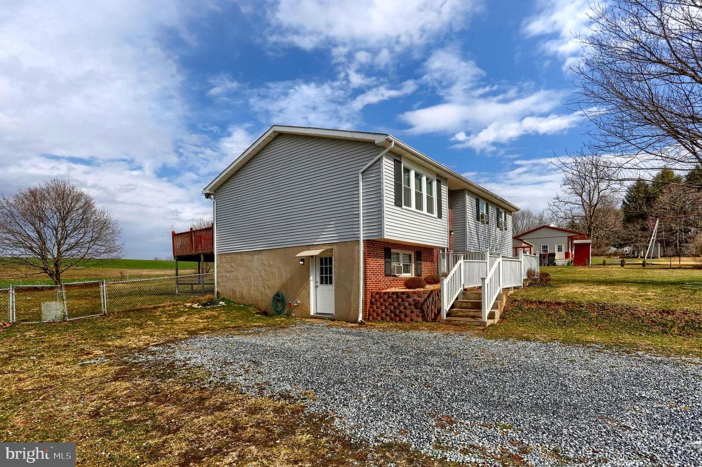 447 Beagle Road photo 34