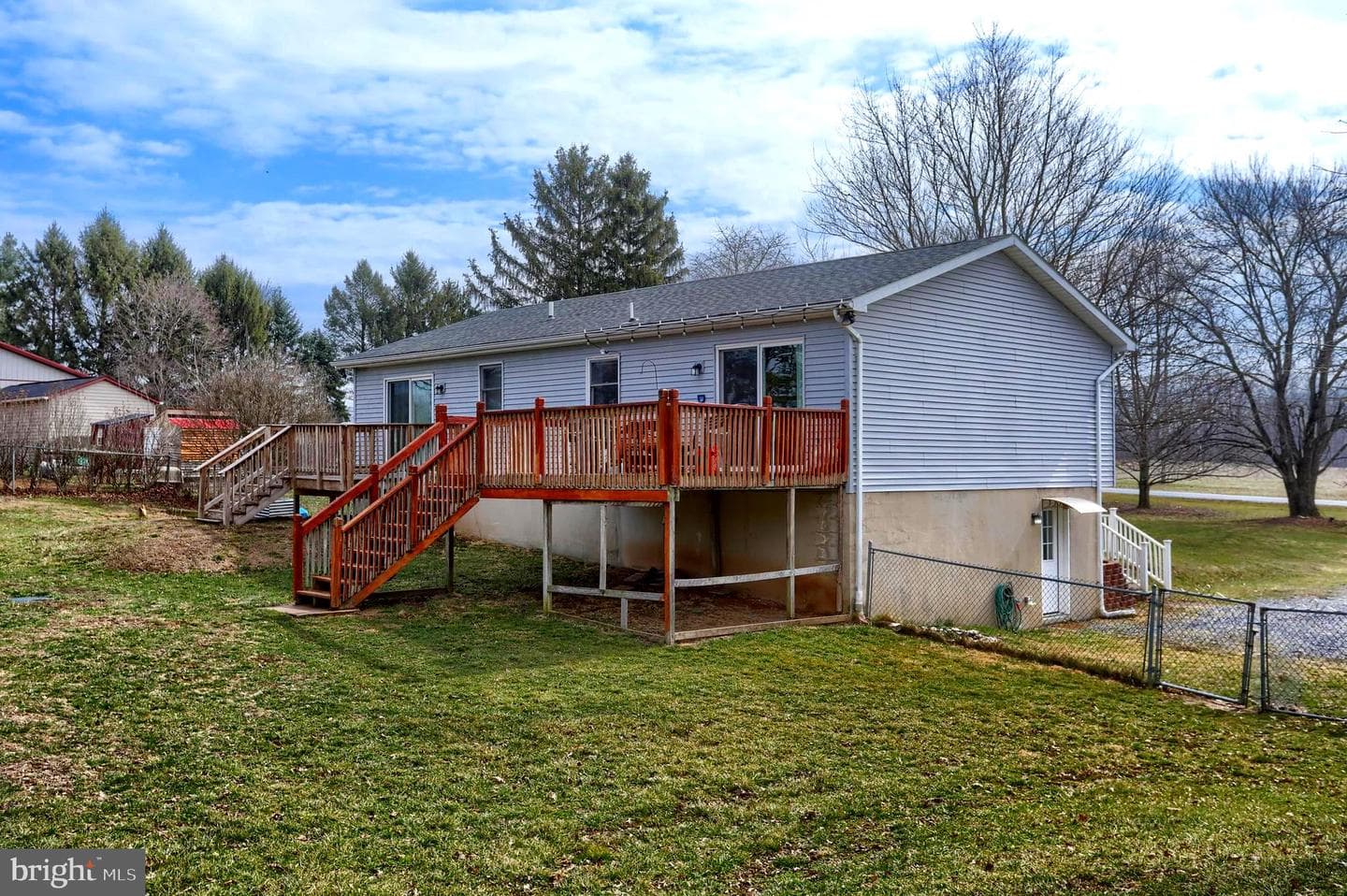 447 Beagle Road photo 38