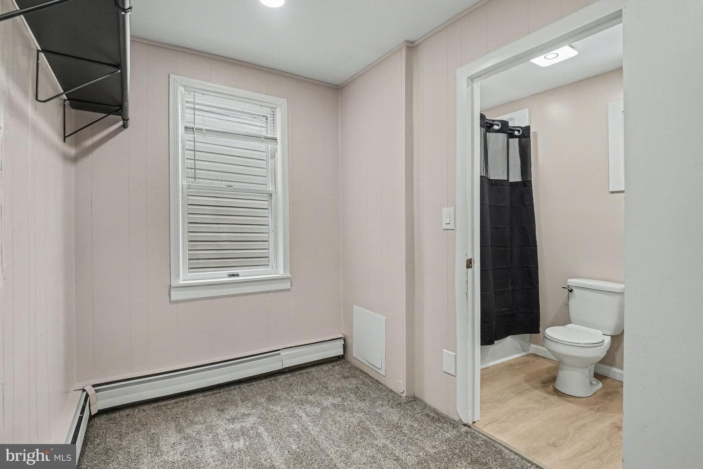 321 E Weidman Street photo 9