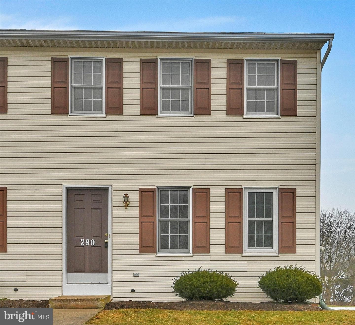 290 S Mill St photo 1