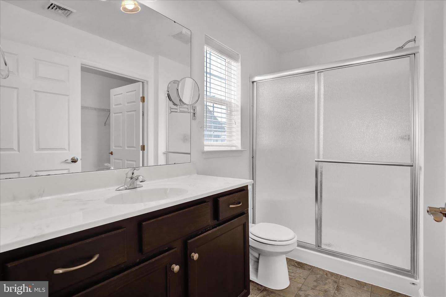 924 Sweetbay Ln photo 22