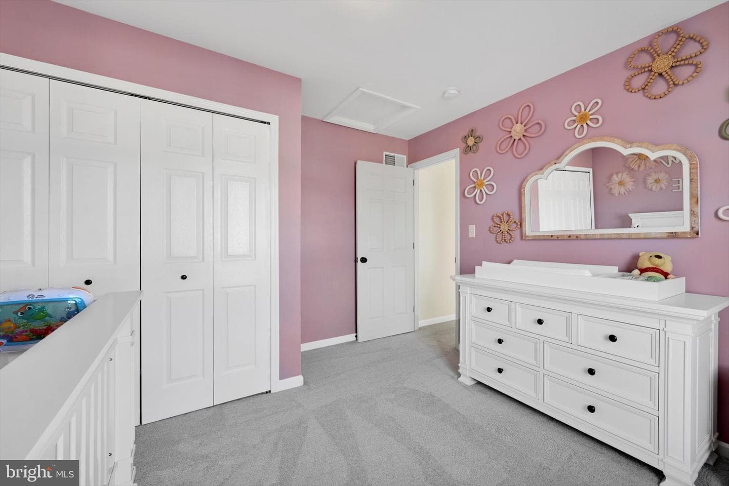 10 Georgie Lane photo 31