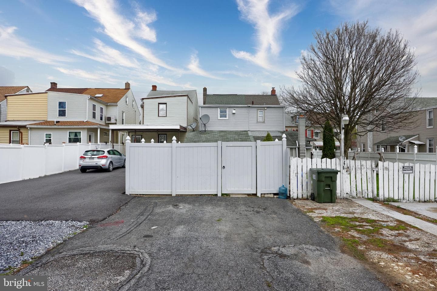210 Guilford Street photo 25