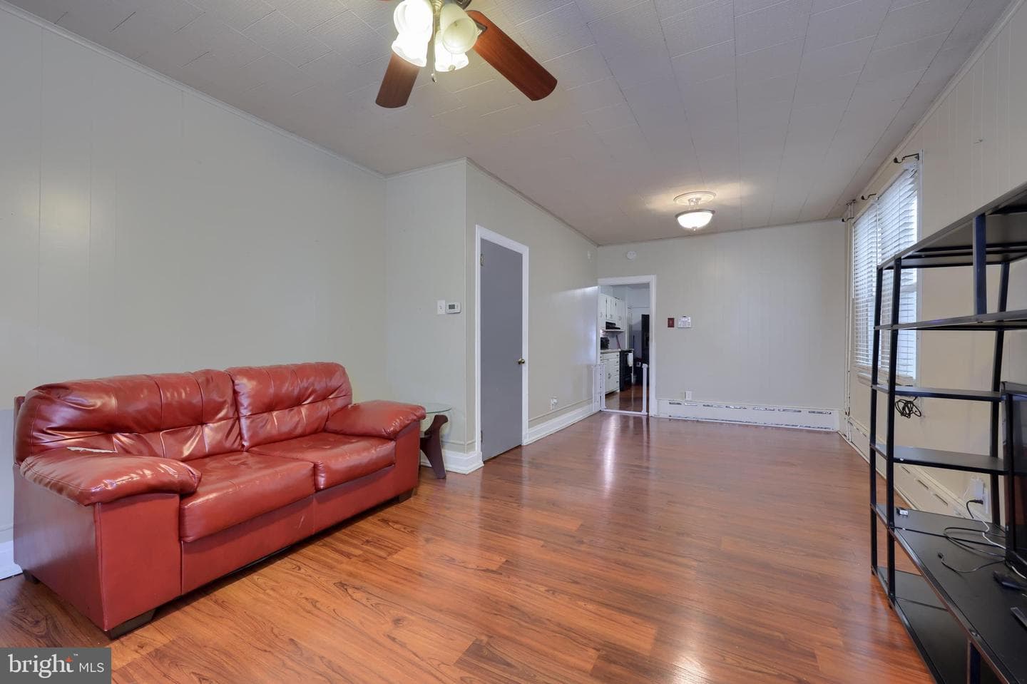 210 Guilford Street photo 9