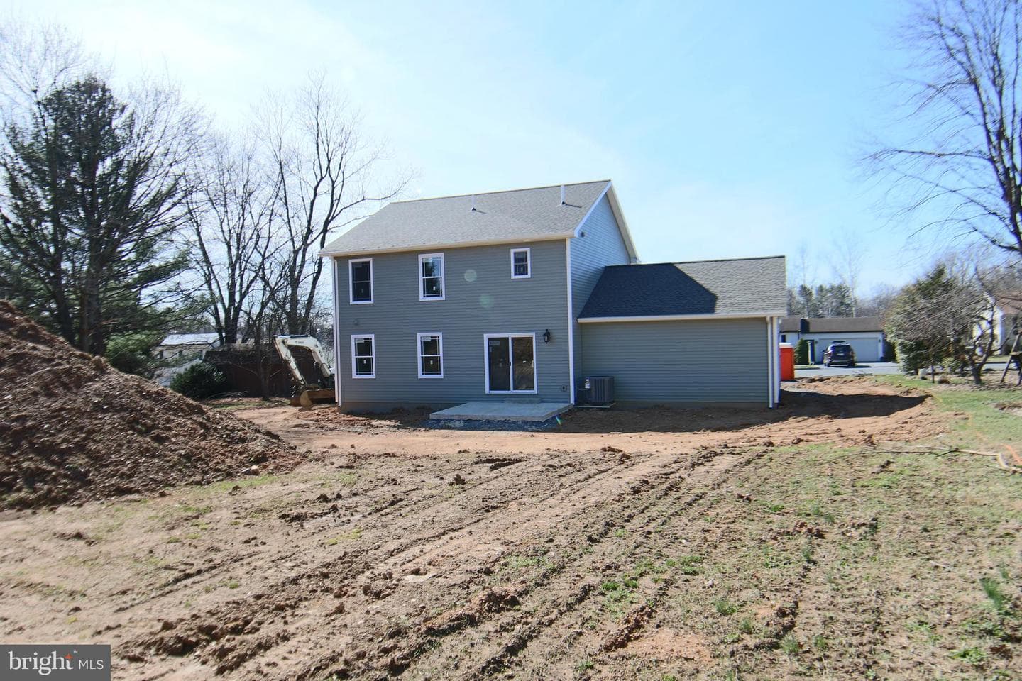 158 N Fisher Street photo 4