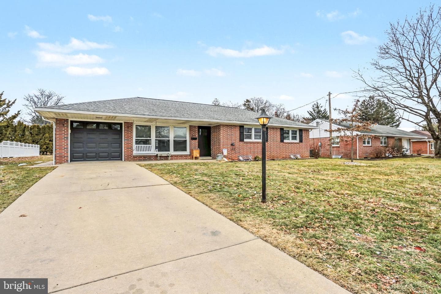 930 S Green Street photo 32