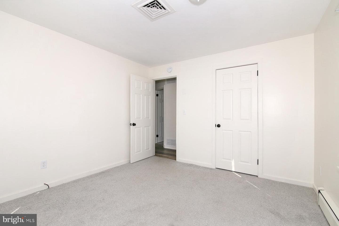 900 State Drive photo 19