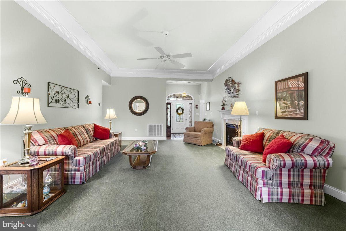 1011 Percy Lane photo 3