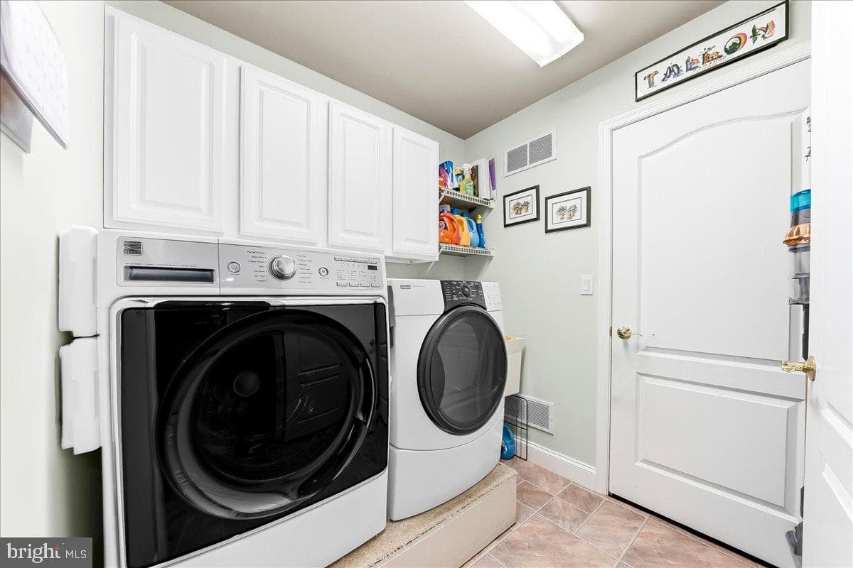 1011 Percy Lane photo 31