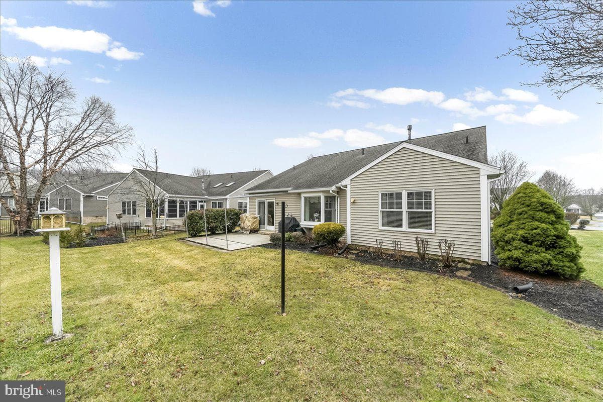 1011 Percy Lane photo 35