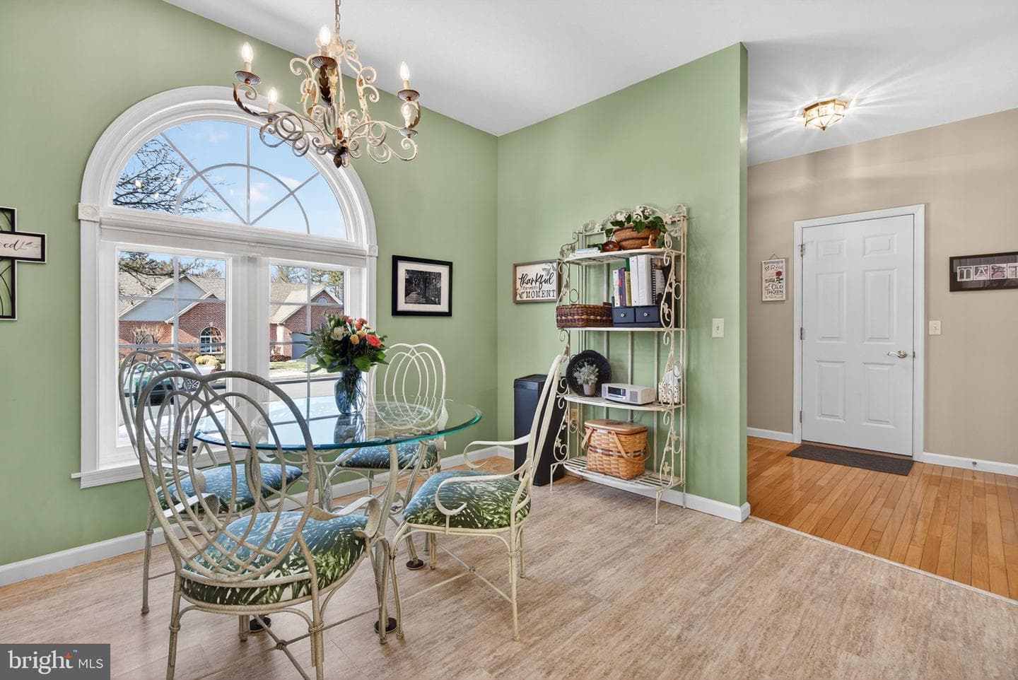 24 Hickory Street photo 6