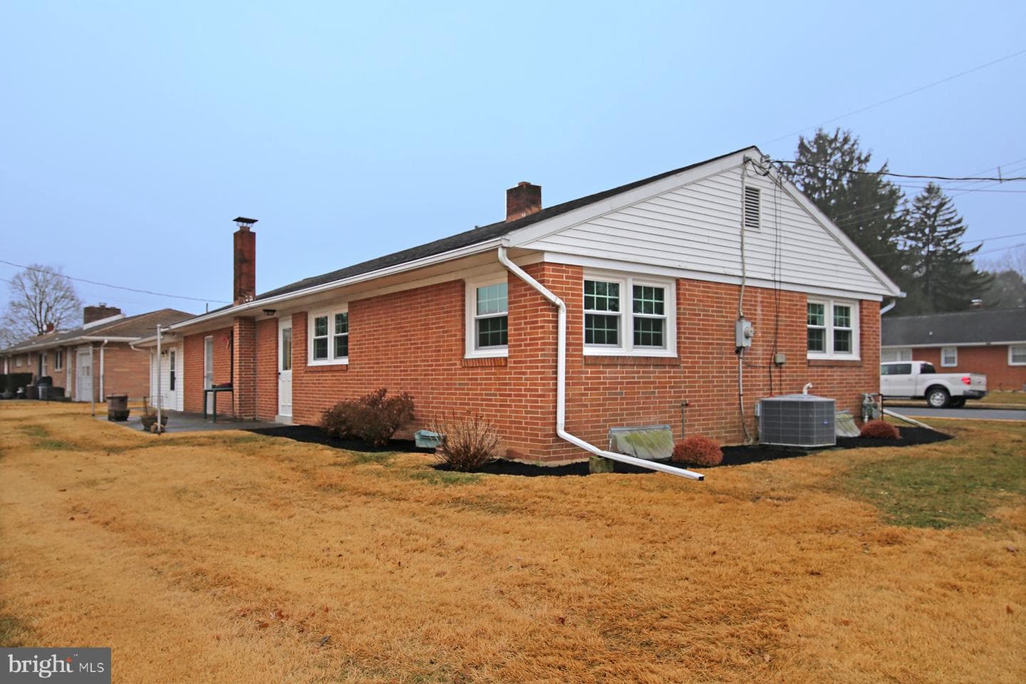 702 S 15th Street photo 4