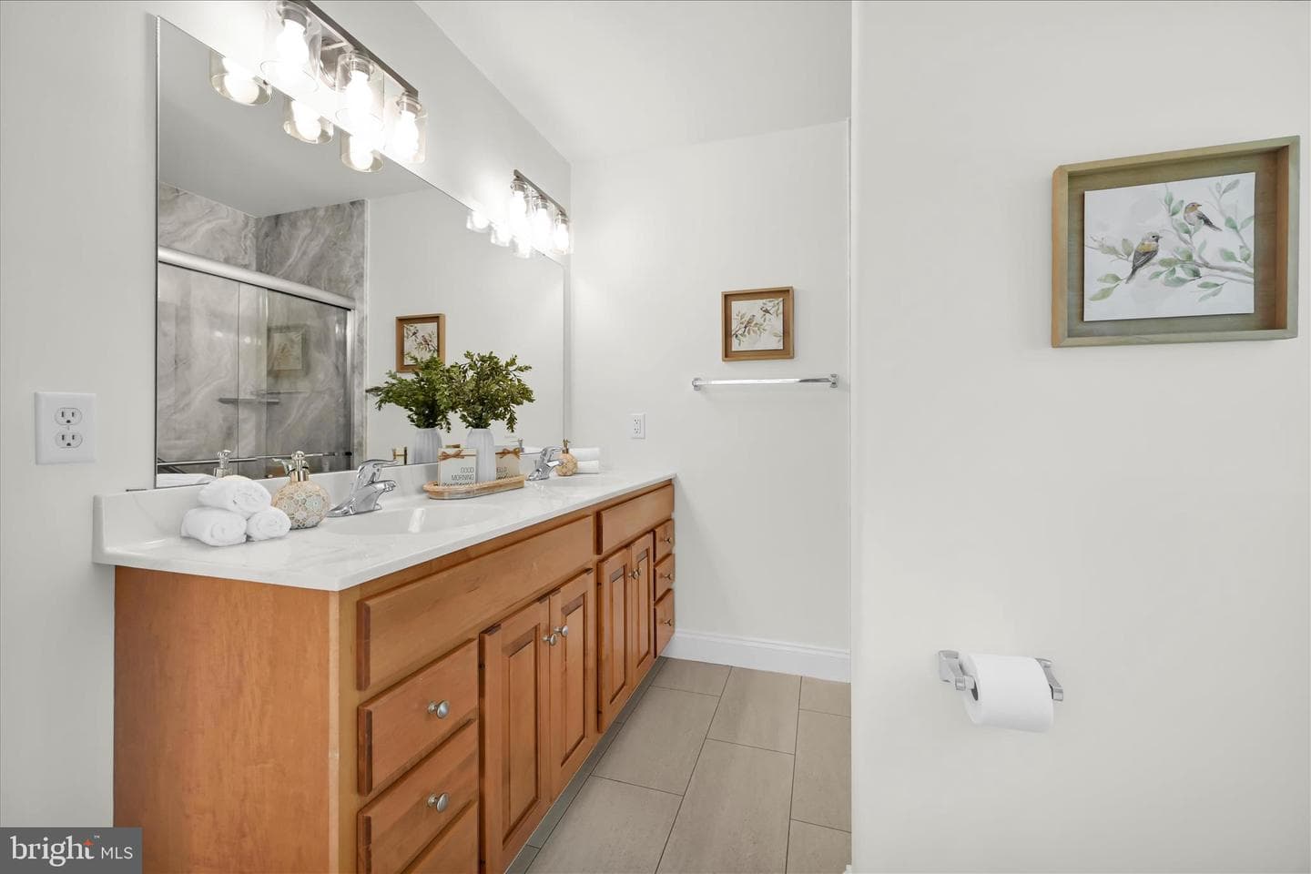 1029 Alden Way photo 30