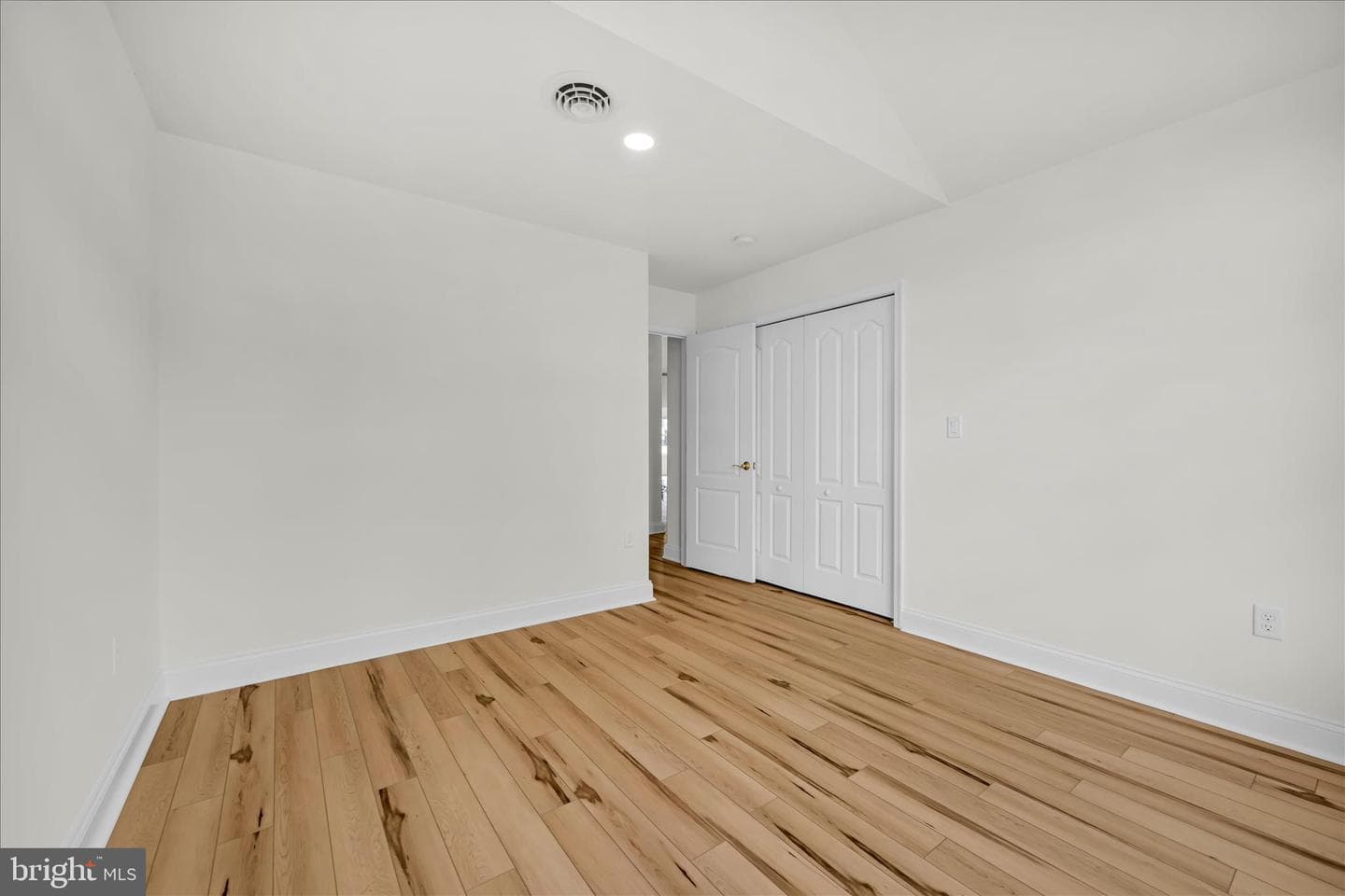 1029 Alden Way photo 33