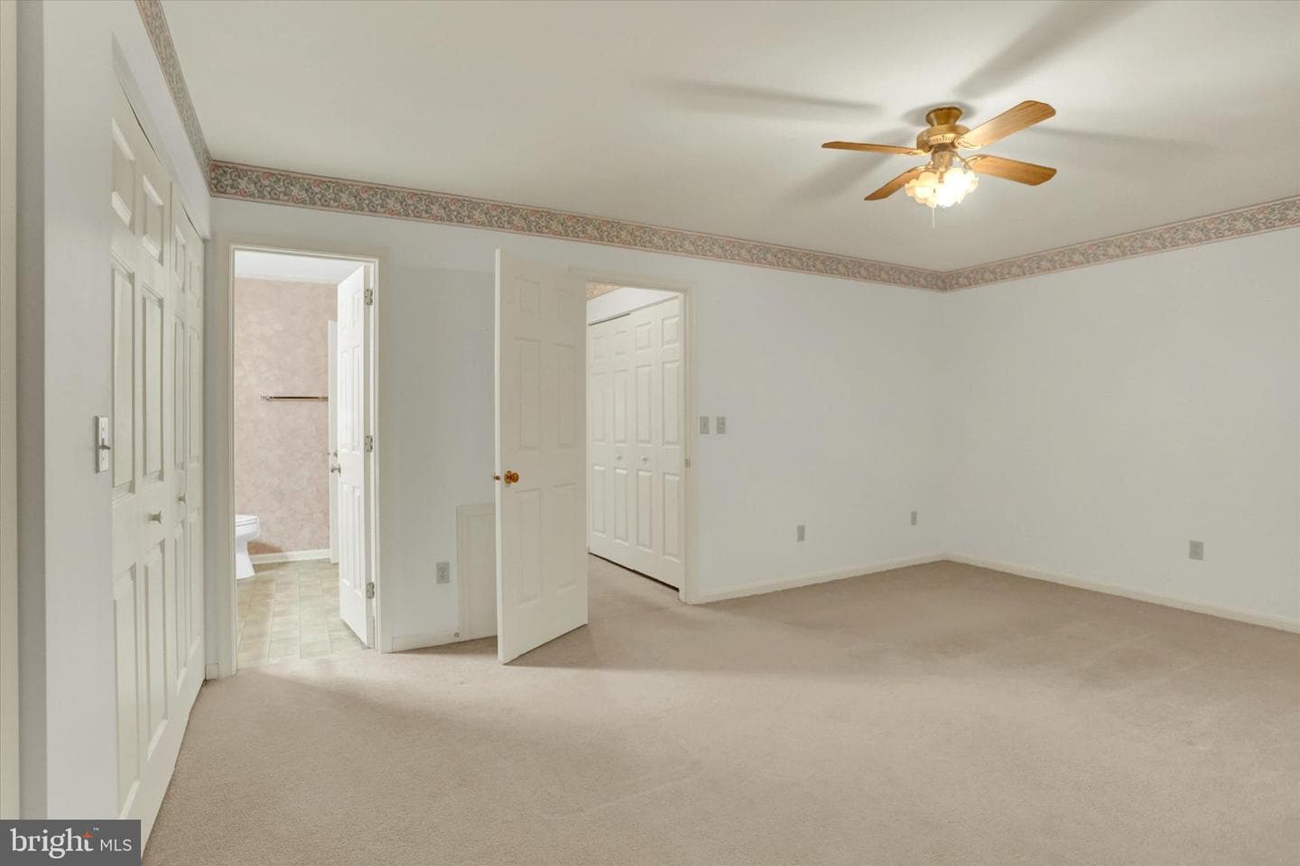 301 Barrington Ct photo 21