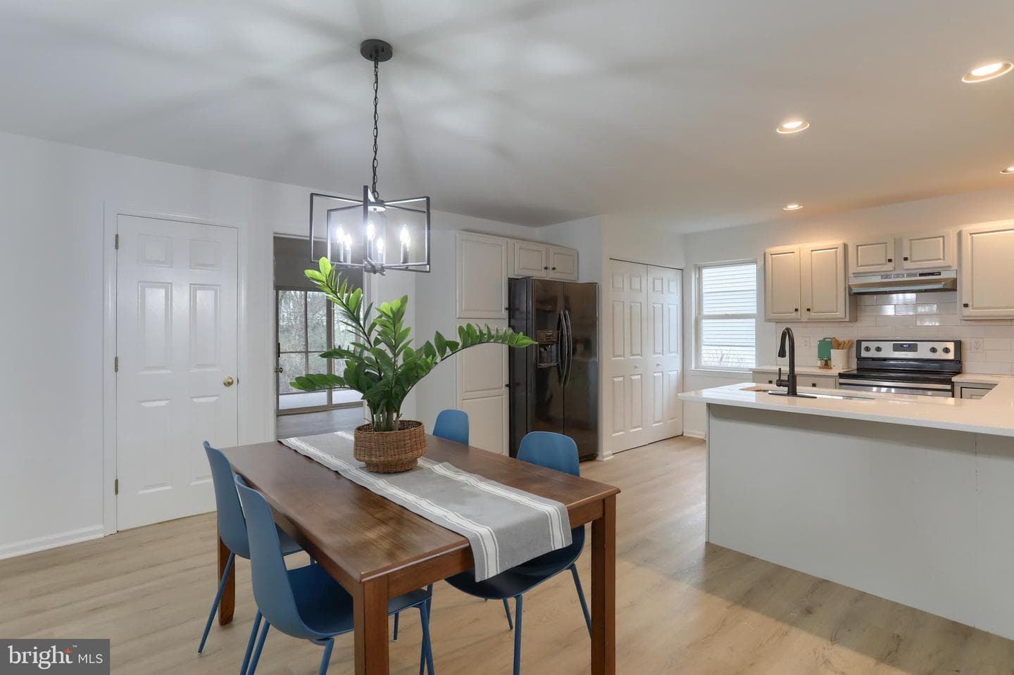 174 Spruce Ct photo 11