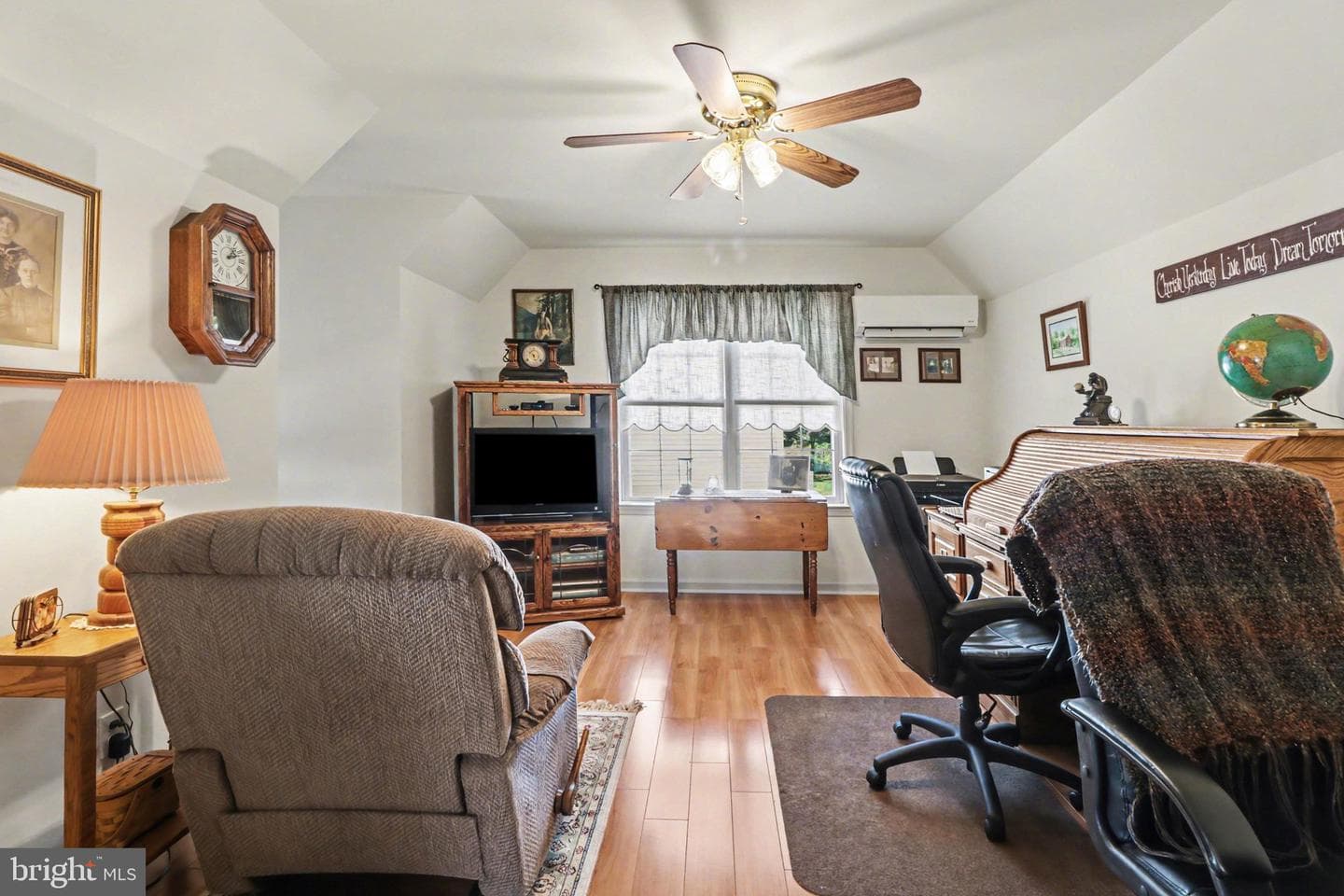 266 Farmhouse Ln photo 22
