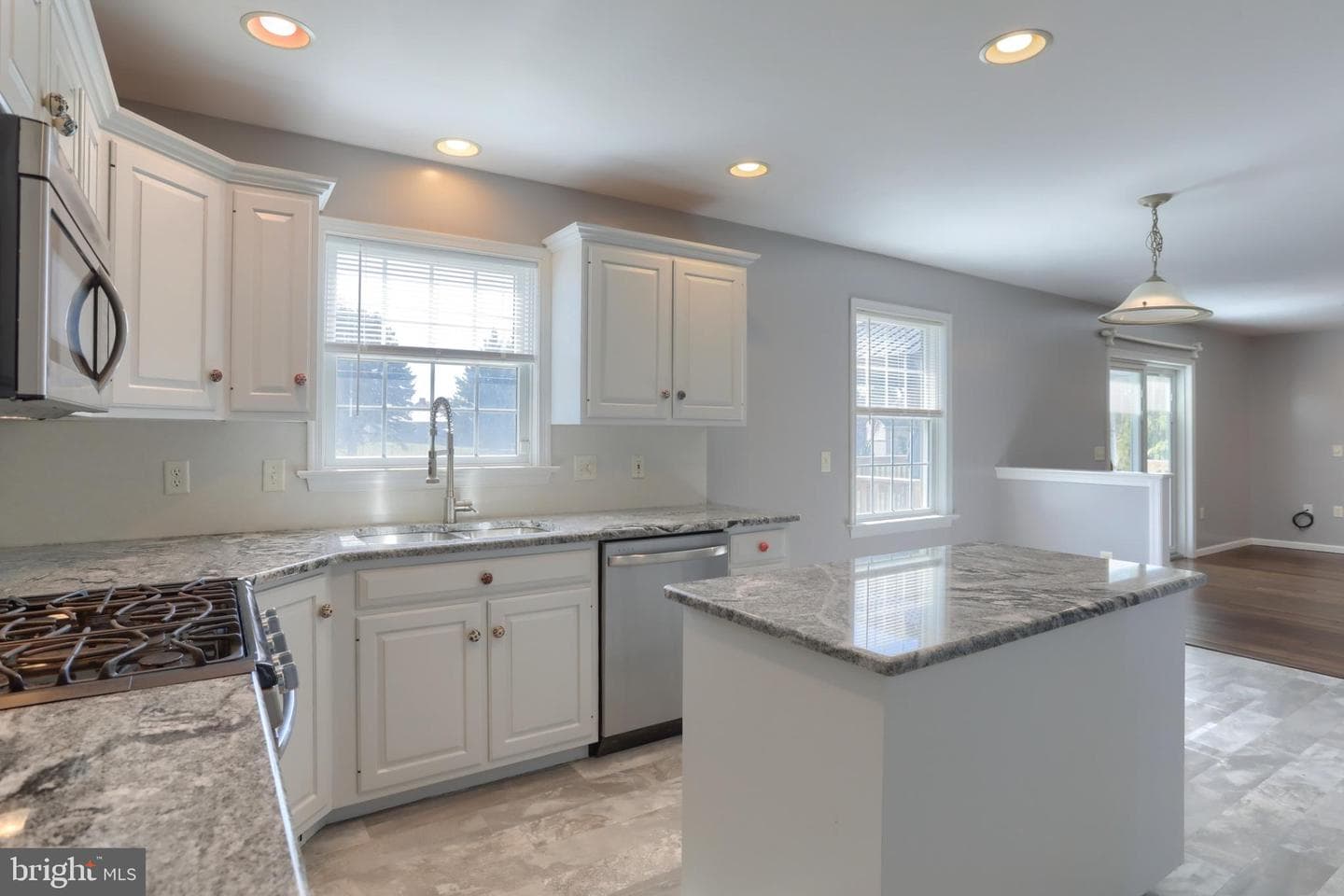 60 Norfolk Lane photo 12