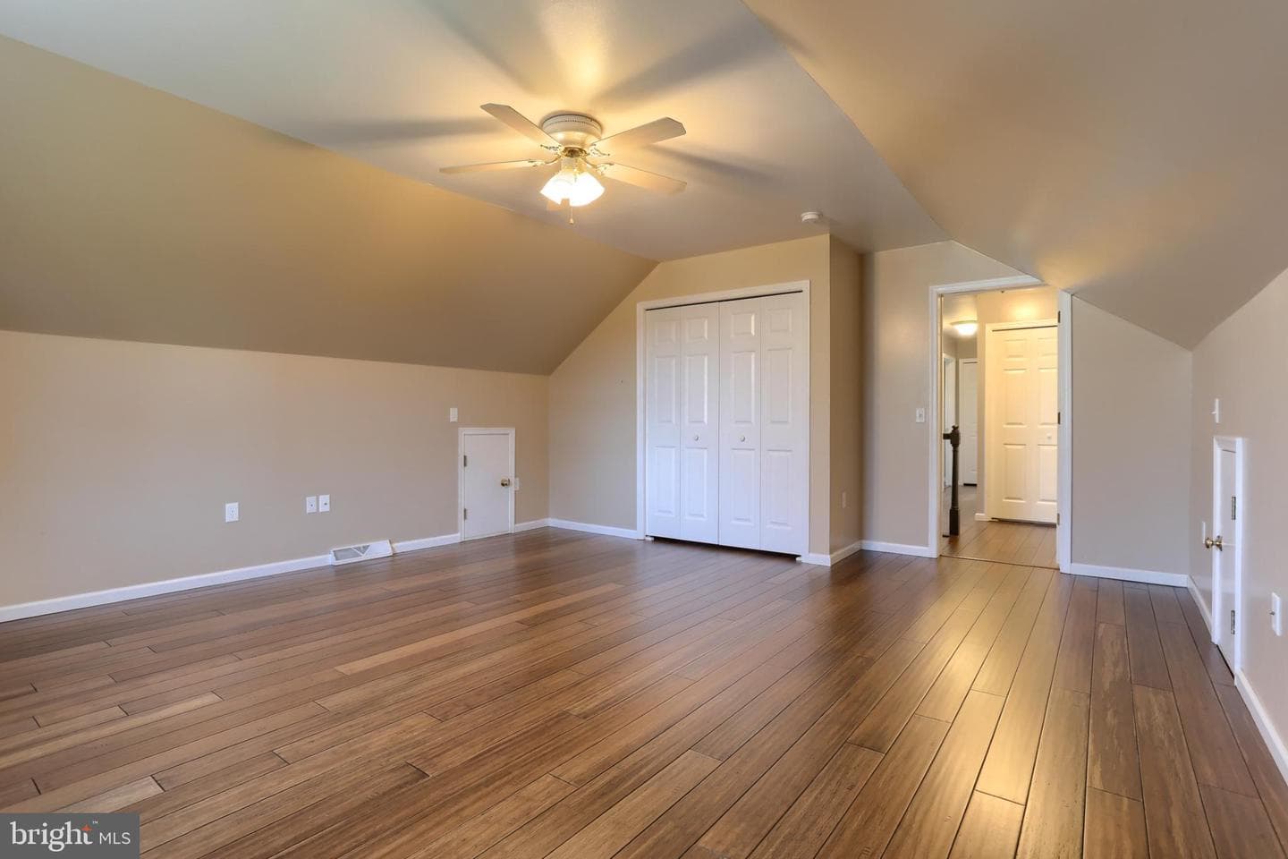60 Norfolk Lane photo 32