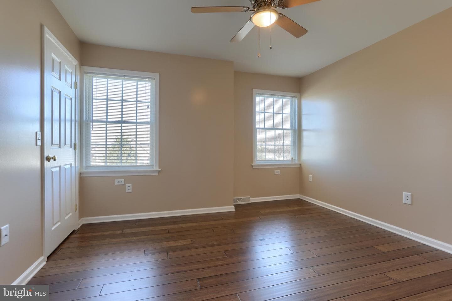 60 Norfolk Lane photo 33