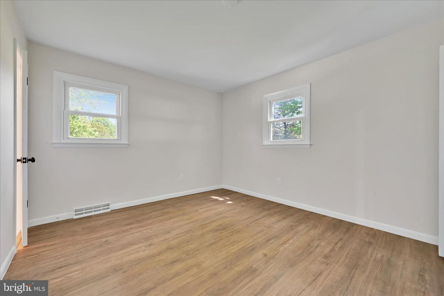 255 Kathy Court photo 17