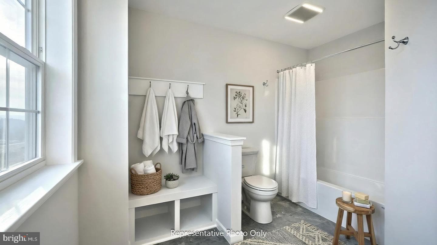 641 Sunset Boulevard photo 12