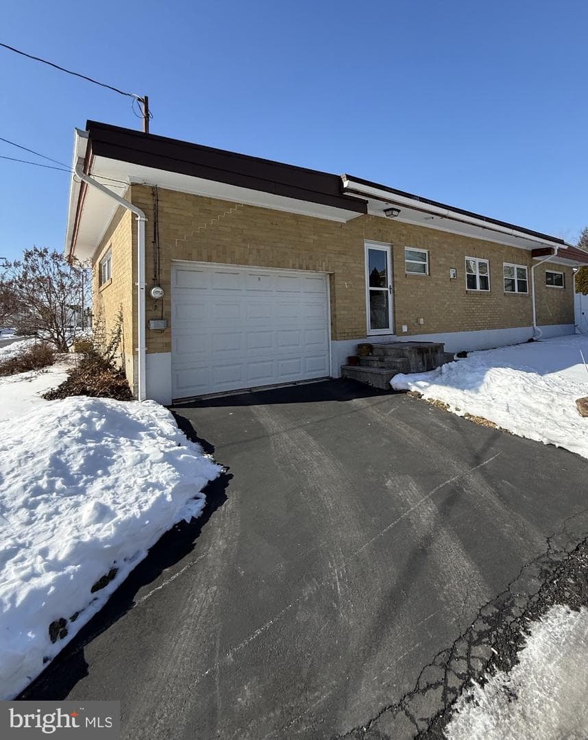 209 Pershing Avenue photo 2
