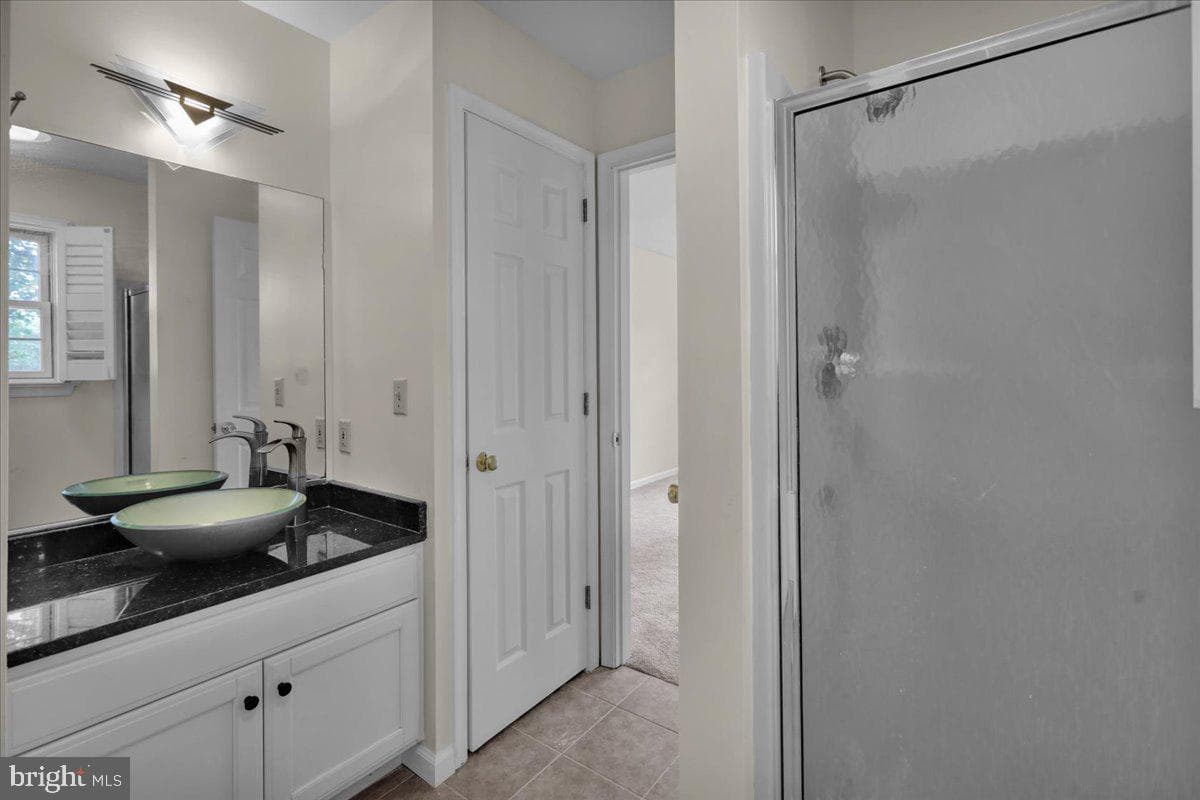 47 Norway Lane photo 16