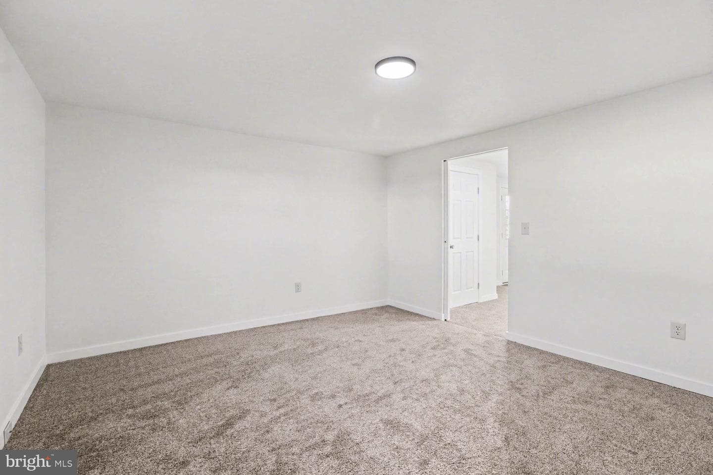 140 N Prince Street photo 17