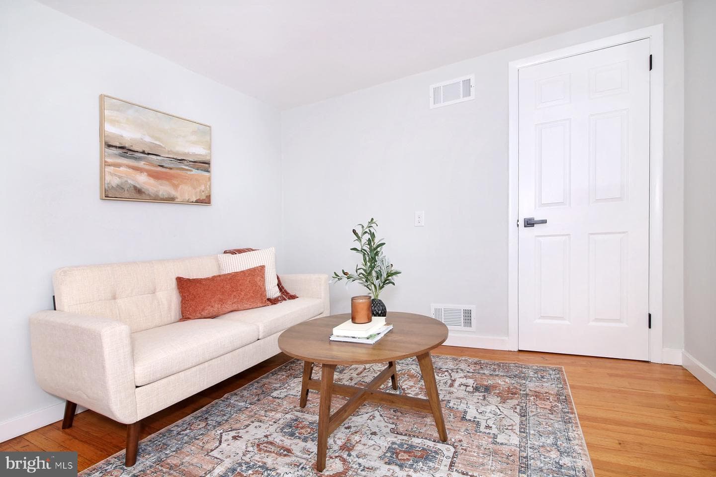 1220 Spruce Street photo 17