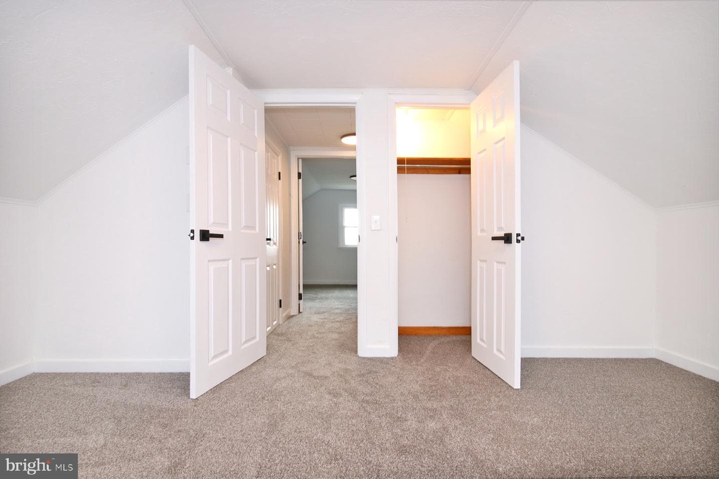 1220 Spruce Street photo 36