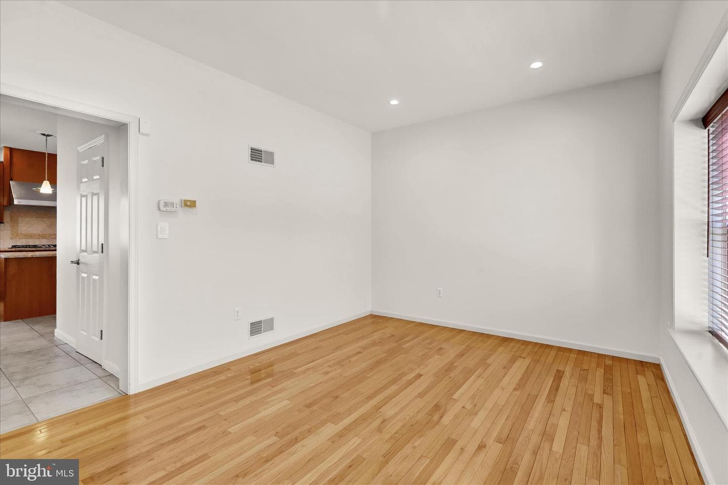1026 Glenwood Ln L-0254 photo 18