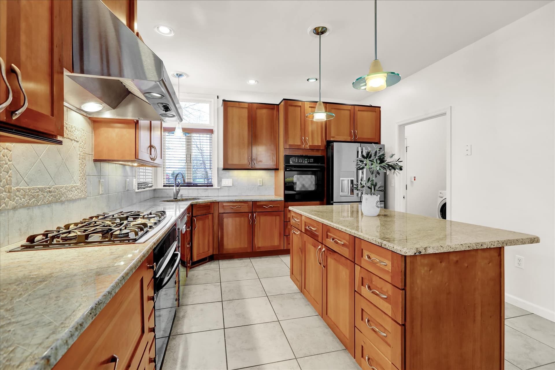 1026 Glenwood Ln L-0254 photo 21