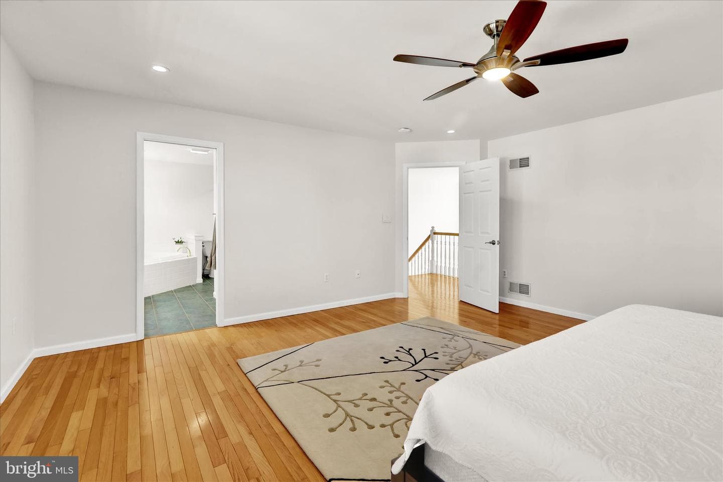1026 Glenwood Ln L-0254 photo 35
