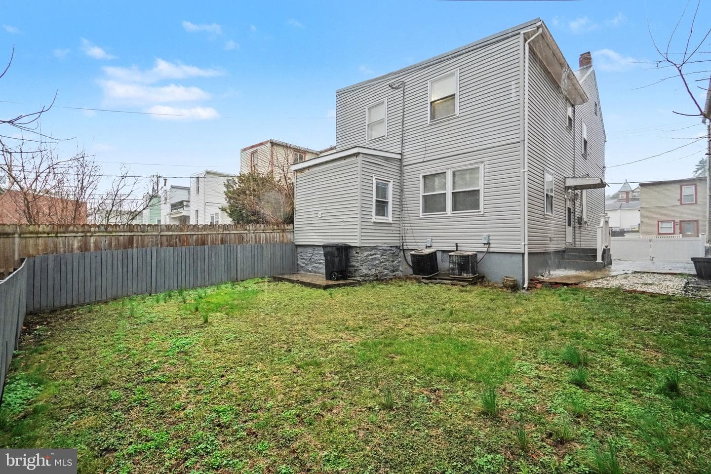 808 Locust Street photo 32
